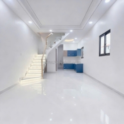 Bán nhà sát mặt tiền hoàng diệu q4
đúc 3 tấm có 4 đ