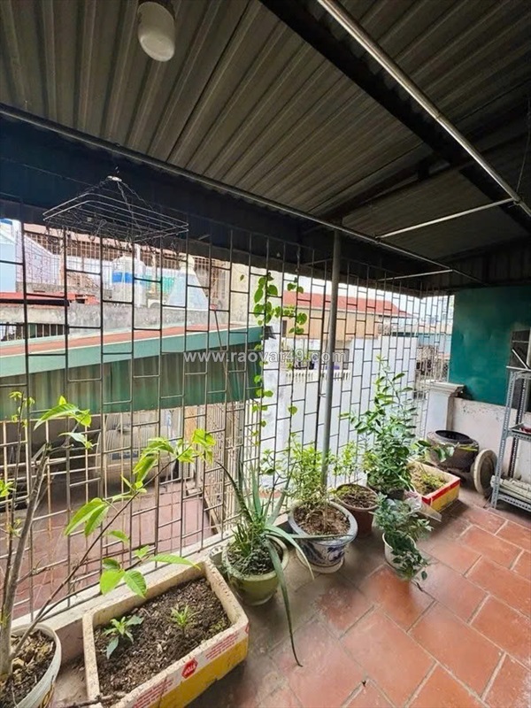 Bán nhà trần khát chân 31/35m2. 6 tầng. mặt tiền 4.33m. giá 12 tỷ hai bà trưng