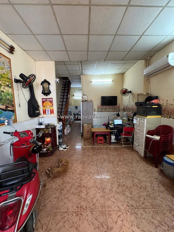 Bán nhà trung tâm q4 ngang 4.15 x12 đúc bê tông 
có 4 đồng