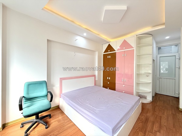 Bán nhà xuân đỉnh 38 mét 4 tầng 10,2 tỷ