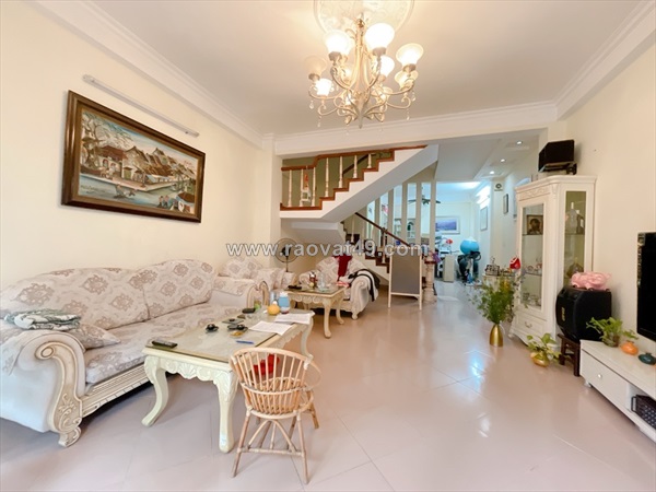 Bán nhà xuân đỉnh 80 m 3 tầng 14,2 tỷ