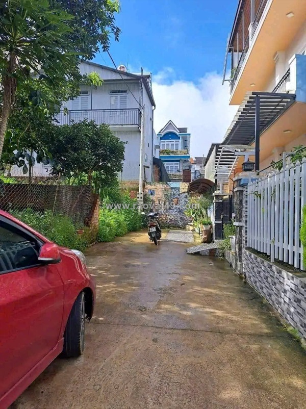 Bán nhanh lô đất 110m2 srxd đường ngô quyền, p6, đà lạt chỉ 4,7 tỷ
