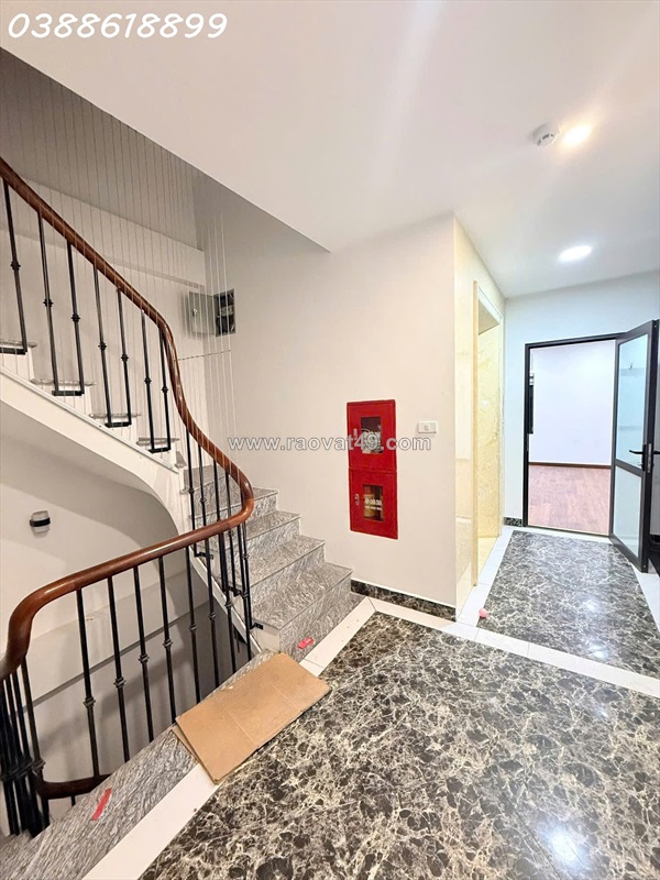 Bán siêu phẩm bạch mai -  hai bà trưng- 136m x 9t, mt 5,6 m - phân lô vỉa hè ô