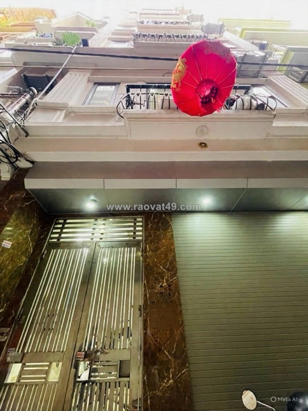 Bán tòa ccmn xuân thủy 60m x7 tầng thang máy ,9 tỷ 20m ra phố 11 phòng