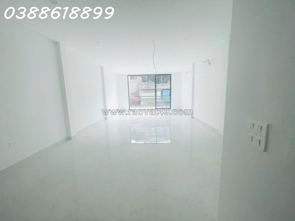Bán toà vp nam đồng- đống đa 70mx7t,mt5m- 2 oto tránh -  thang máy - kinh doanh