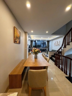 Biệt thự sân vườn mini – trung tâm việt hưng – long biên