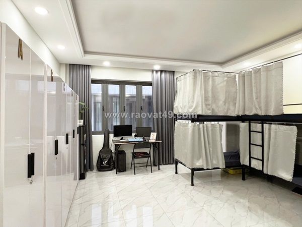 Cần 2 nam ở ghép - phòng ban công - đầy đủ nội thất trong khu đô thị vạn phúc.chỉ hơn 1tr/tháng