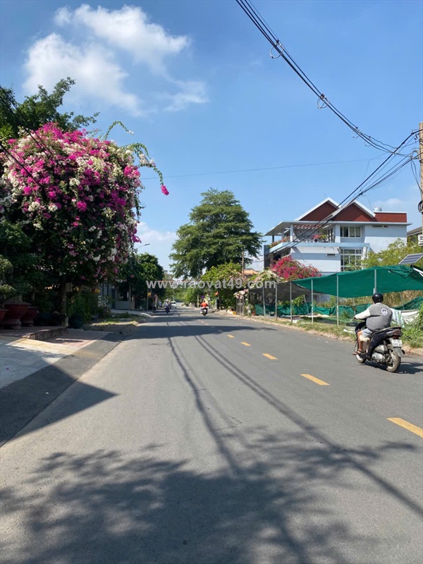 Cần bán lô đất mặt tiền dg số 10 view sông sài gòn, hiệp bình chánh, thủ đức