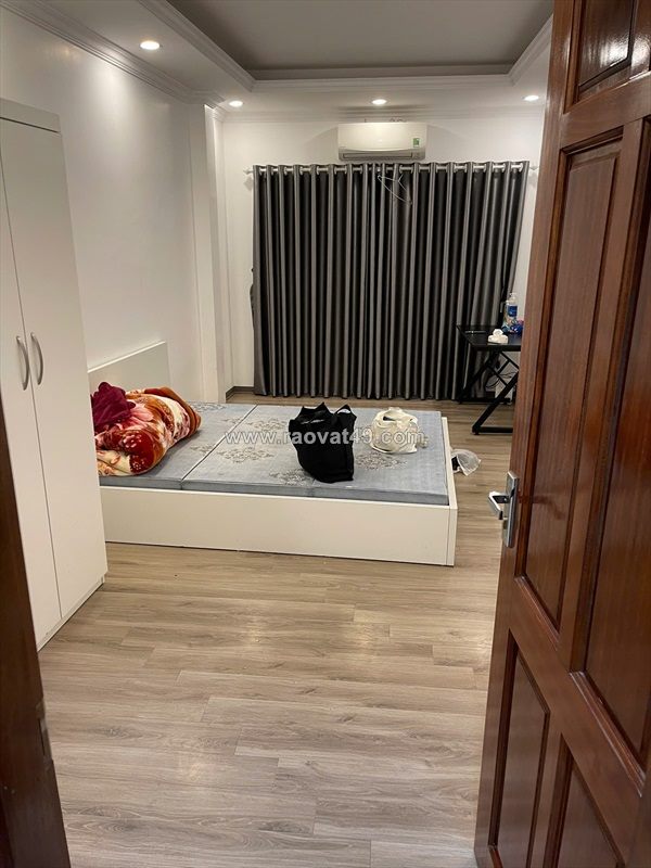 Cần cho thuê nhà nguyên căn ngõ 96 đại  từ, 35m2 x 5 tầng, 3 ngủ khép kín, 12
