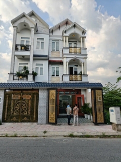 Căn nhà (4.6x20) duy nhất – mặt tiền 14m kdc hà đô, thới an – giá giảm 800tr