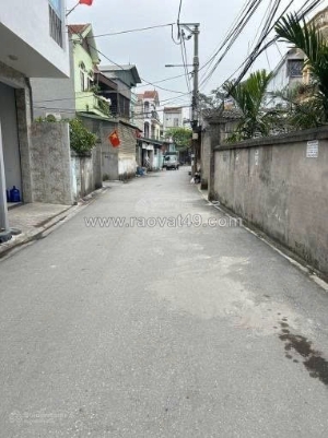 Chính chủ bán lô gần 200m2 - vị trí đẹp tại ngõ 95 đa tốn, gia lâm - - đường ô
