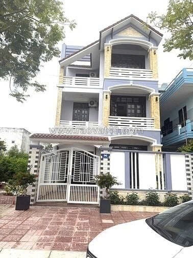 Chính chủ bán nhà biệt thự mới, nội thất đầy đủ tiện nghi đường trần văn hai, hoà hải