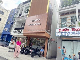 Chính chủ bán nhà mặt tiền kinh doanh đ. trần hưng đạo, qận 1 - căn góc 2 mặt