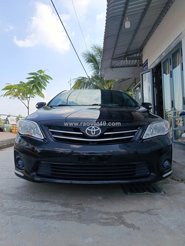 Chính chủ bán toyota altis 1.8g mt 2014