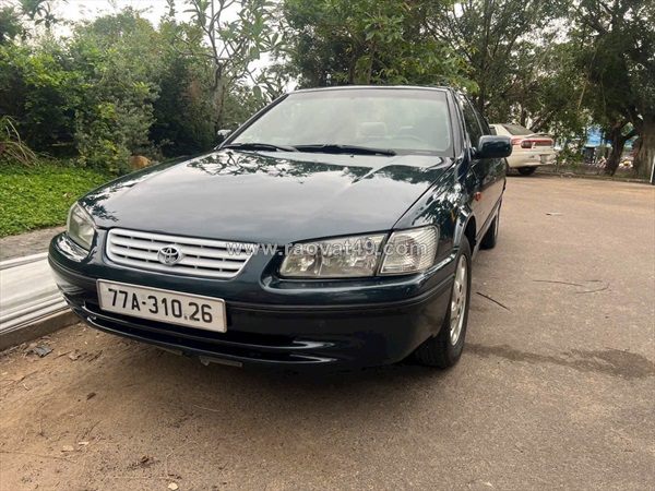 Chính chủ cần bán xe camry 2.2 xăng nhớt là đi