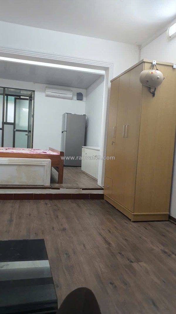 Cho thuê căn hộ tập thể tầng 3 giải phóng 37m2 - 5tr3 full đồ