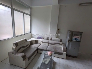 Cho thuê căn hộ tập thể tầng 3 số 809 giải phóng,  70m2, 2 phòng ngủ, 6 triệu