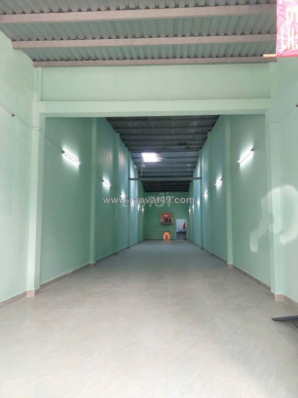Cho thuê kho 135m2 mặt tiền tùng thiện vương p11 q8
