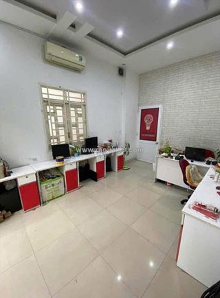 Cho thuê mặt bằng làm văn phòng, mở lớp học, mở shop ở quận 4