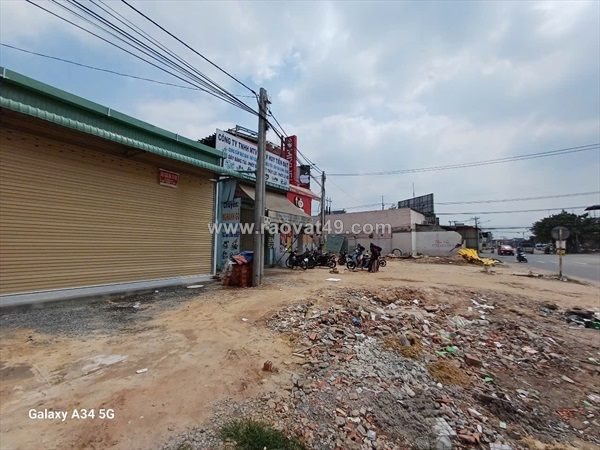 Cho thuê mặt bằng mặt tiền ngã 4 bình chuẩn – đường lý tự trọng, phường bình