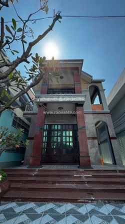 Cho thuê nc 7x35m 2 lầu 6pn số 911 lê khả phiêu p an lạc