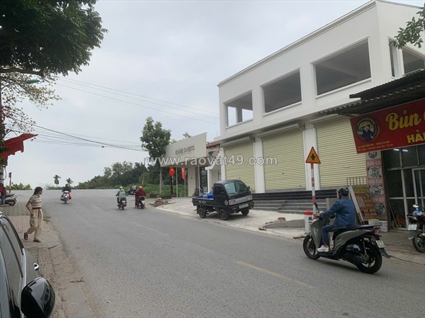 Cho thuê nhà 3 tầng – vị trí kinh doanh đắc địa đường 422