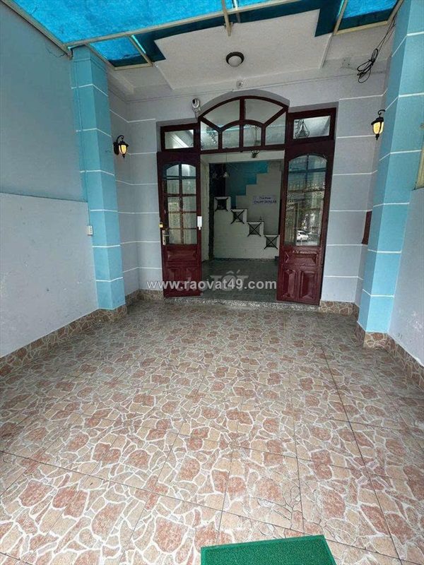 Cho thuê nhà nguyên căn kd mặt tiền, 1 trệt 2 lầu, 0m2, 3pn mặt tiền đường số