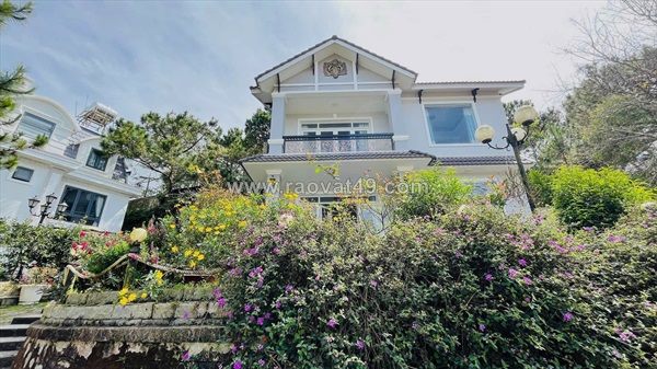 Cho thuê villa khu nghĩ dưỡng nam hồ phường 11 đà lạt giá 35 triệu