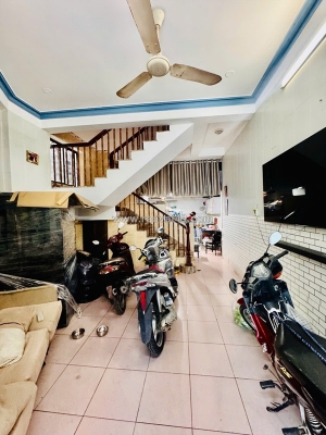 Chủ giảm 500 triệu - chính chủ - bình thạnh - vip hoàng hoa thám - 4 tầng btct