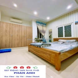 Có nên xuống tiề.n khu trường thọ tầm này không các bác? nhà 4 tầng 4 pn, chỉ có 8 đồng hơn chút.