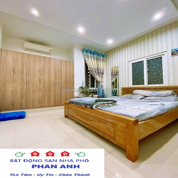 Có nên xuống tiề.n khu trường thọ tầm này không các bác? nhà 4 tầng 4 pn, chỉ có 8 đồng hơn chút.