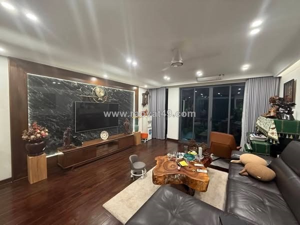 Cực hiếm, bán nhà đội cấn, ô tô vào nhà, 67m 7 tầng thang máy, chỉ 22 tỷ