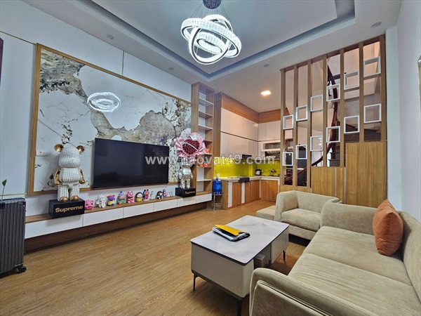 Cực hiếm! bán nhà phân lô lý nam đế, 36m2, 5 tầng, nhỉnh 17 tỷ, ô tô đỗ cửa,