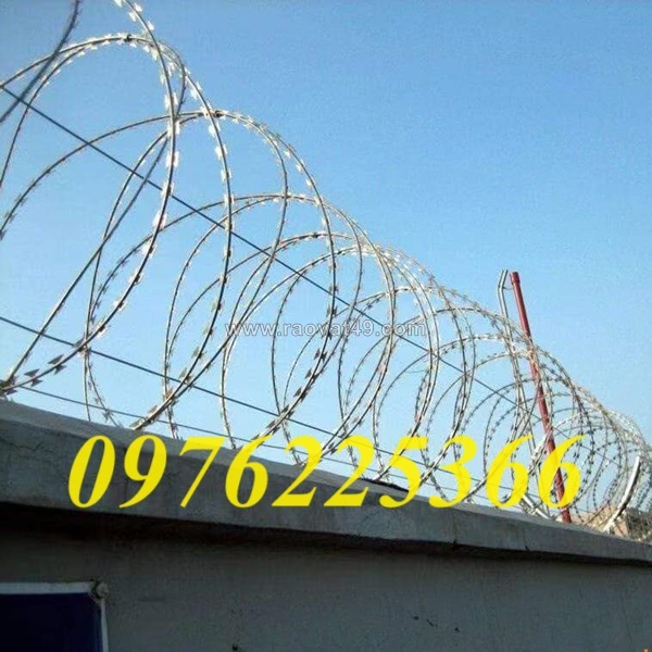 Dây kẽm gai mạ kẽm, dây thép gai hình dao
