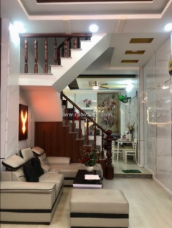 Định cư bán nhà đẹp 5 tầng phan đăng lưu, 43m2, chỉ 8.3 tỷ tl