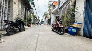 Gấp bán nhà đ số 9 bhh gần chợ 26/3 hẻm 6m thông khu vip nhà lầu 65m2 2 tầng 5