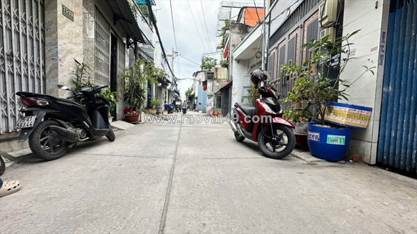 Gấp bán nhà đ số 9 bhh gần chợ 26/3 hẻm 6m thông khu vip nhà lầu 65m2 2 tầng 5