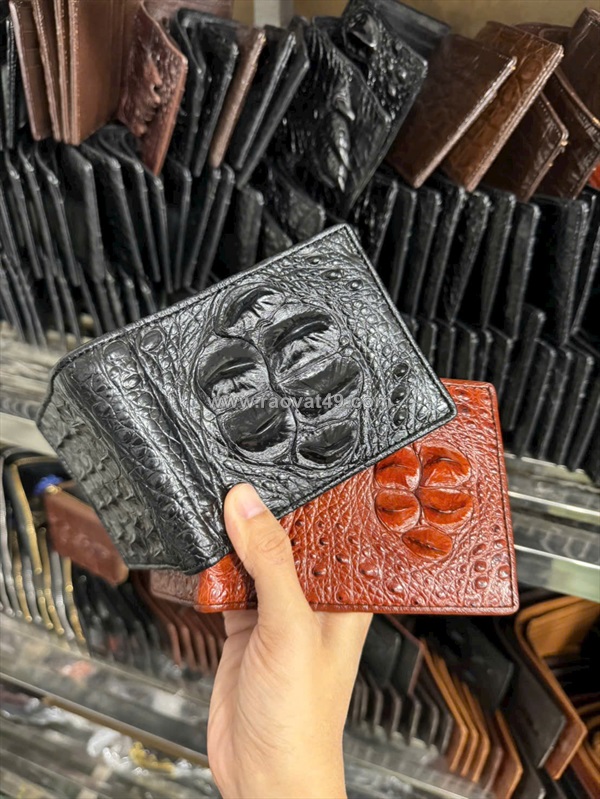 Gia công đồ da theo mẫu riêng – giải pháp cho brand mới muốn ra sản phẩm nhanh