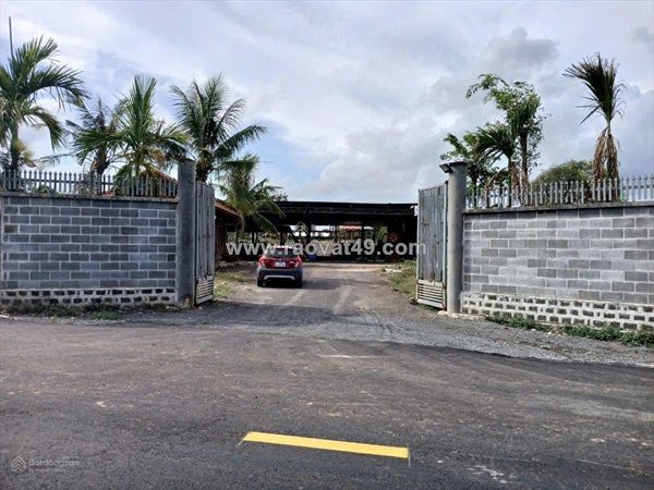 Hạ giá 10ty chính chủ bán gấp 7500m2 có sẵn thổ cư và sẵn nhà xưởng mặt tiền lê