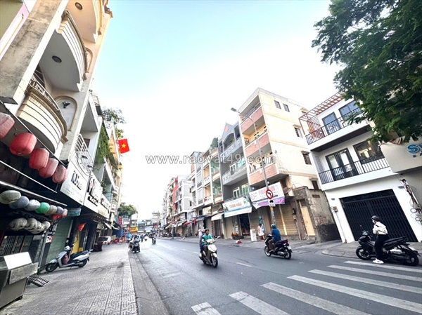 Hiếm- bán nhà 2 mặt tiền kd đ.cách mạng tháng 8 & đỗ thị lời, quận 3 - dt đẹp