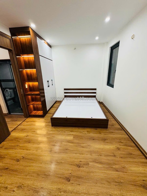 Hiếm!nhà dân xây nguyên xá 35m2x4t, thoáng sáng, sổ đỏ, ô tô tránh 20m, 6.6 tỷ