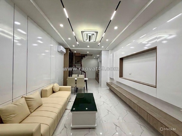 Hoàng hoa thám 36m x5 tầng 10,9 tỷ nhà mới,gần phố,gần hồ tây