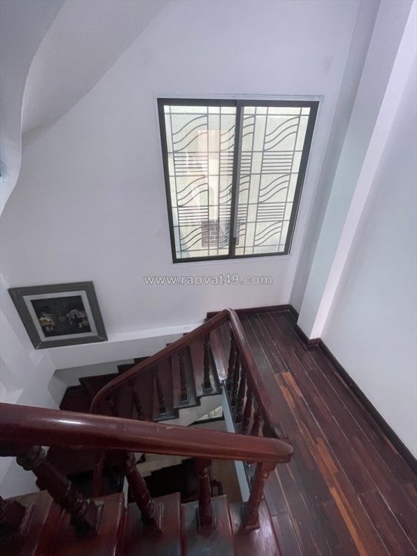 Hoàng hoa thám 38m x7 tầng 11,2 tỷ ô tô tránh 50m,5p ra hồ tây