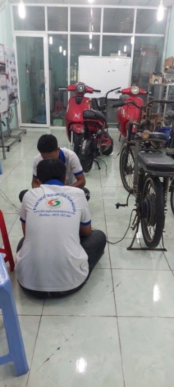 Khai giảng lớp sửa chữa xe máy, xe máy điện, xe đạp điện 2026