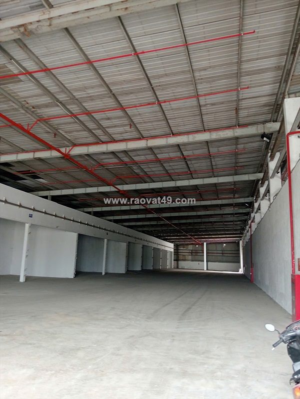 Kho, xưởng 2700m2 xã quang minh. hà nội. pccc tự động.