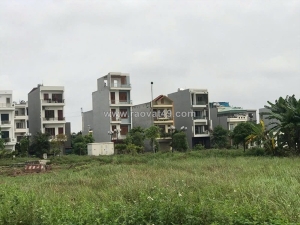 Lô đất đẹp gần sông – tiềm năng tăng giá mạnh trong tương lai