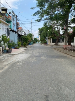 Lô đất mặt tiền đường 835 phú hữu dt 265m gía đầu tư