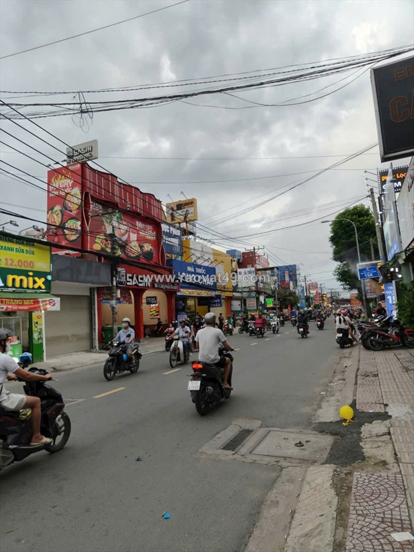 Mặt tiền nguyễn ảnh thủ – vị trí vàng trung mỹ tây – 30tr/tháng