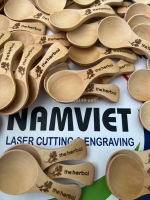 Muỗng gỗ khắc logo - nhận diện thương hiệu