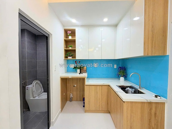 Nhà 2 tầng mới căn góc hẻm dương bá trạc p.chánh hưng. giá 3, tỷ tl